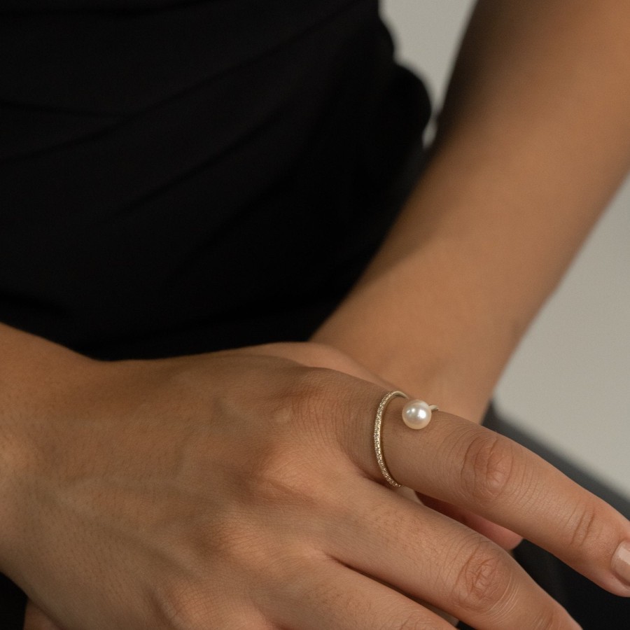 Ring Loyal.e Paris | Peek Diamond Ring [Pearl]